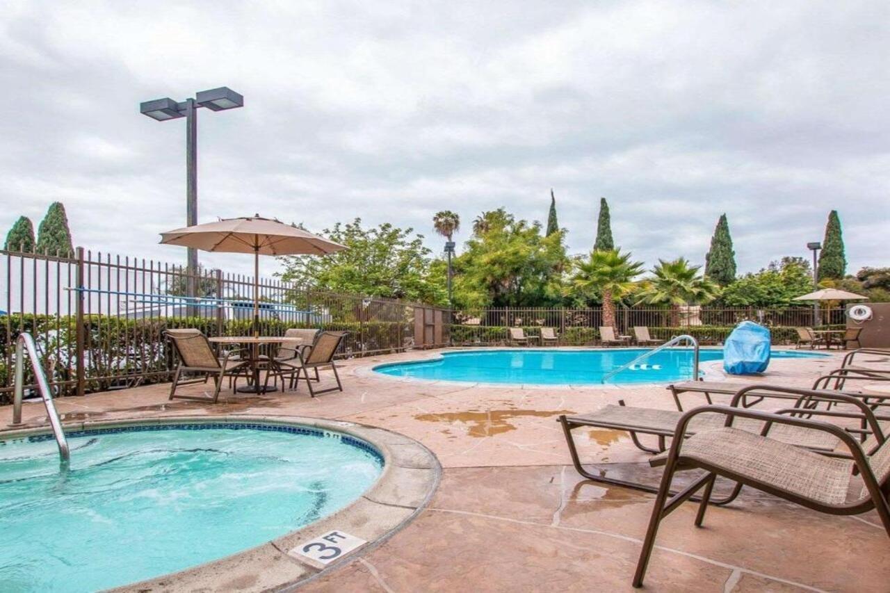 Comfort Inn Chula Vista San Diego South מראה חיצוני תמונה
